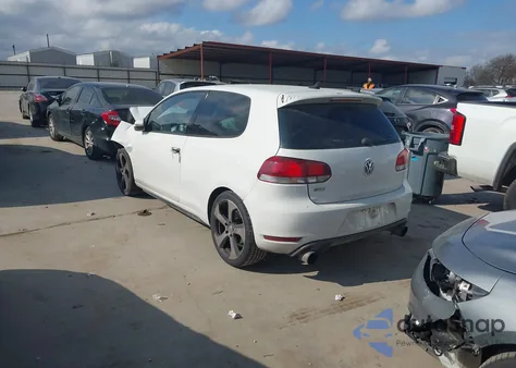 2013 Volkswagen Gti z USA, uszkodzony, nr VIN WVWFV7AJ7DW124927